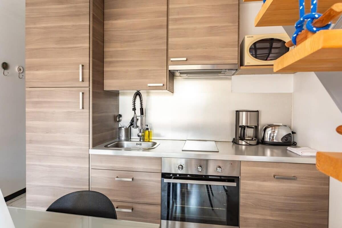 Le Capucin - Petit Duplex Avec Place De Parking Динард Екстериор снимка